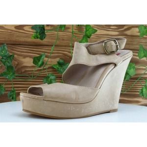 BCBG Women Sz 8.5‎ M Brown Platform Wedge Synthetic Shoes